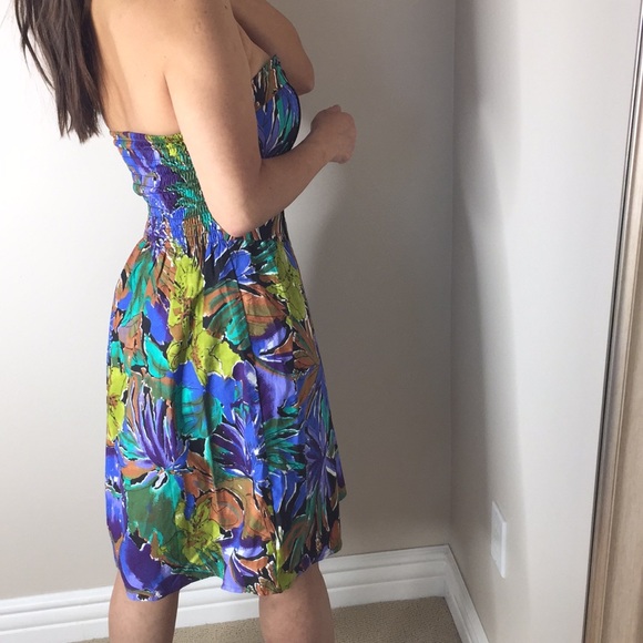 UO Urban Renewal Vintage strapless dress - Picture 2 of 8